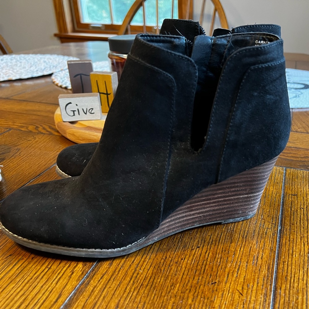 Madden NYC Womens Wedge Ankle Booties Black Size 10 - Picture 2 of 9
